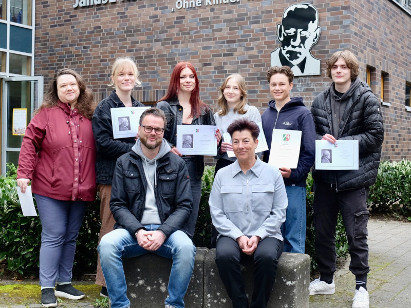 Erfolgreiche Teilnahme beim Landes- und Bundeswettbewerb Philosophischer Essay