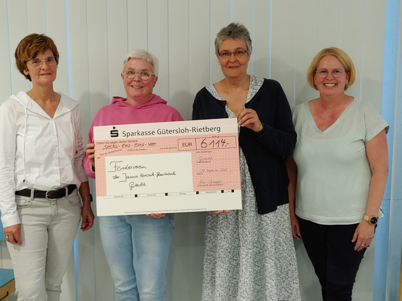 Tombola beim Schulfest bringt große Summe ein